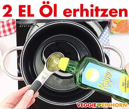 Rapsöl in den Topf geben