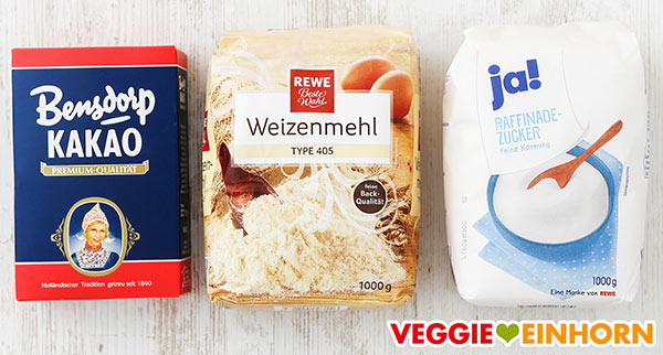 Bensdorp Kakao, Rewe Beste Wahl Weizenmehl Type 403, Rewe ja! Raffinade Zucker Backkakao, Weizenmehl, Zucker