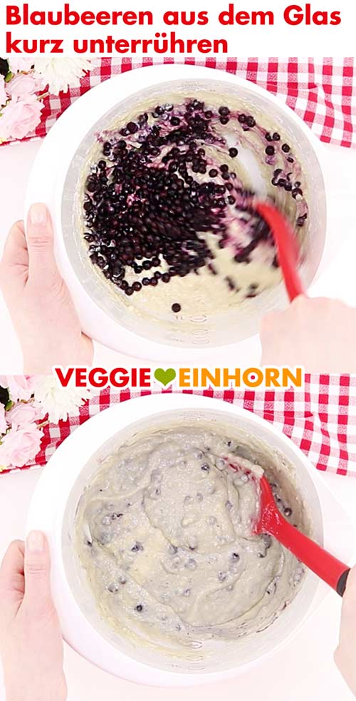 Blaubeeren aus dem Glas kurz unter den Muffinteig rühren