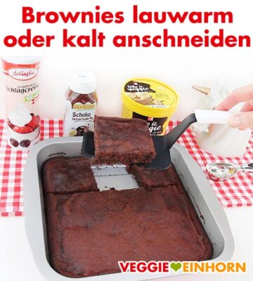 Brownies anschneiden in der Brownieform