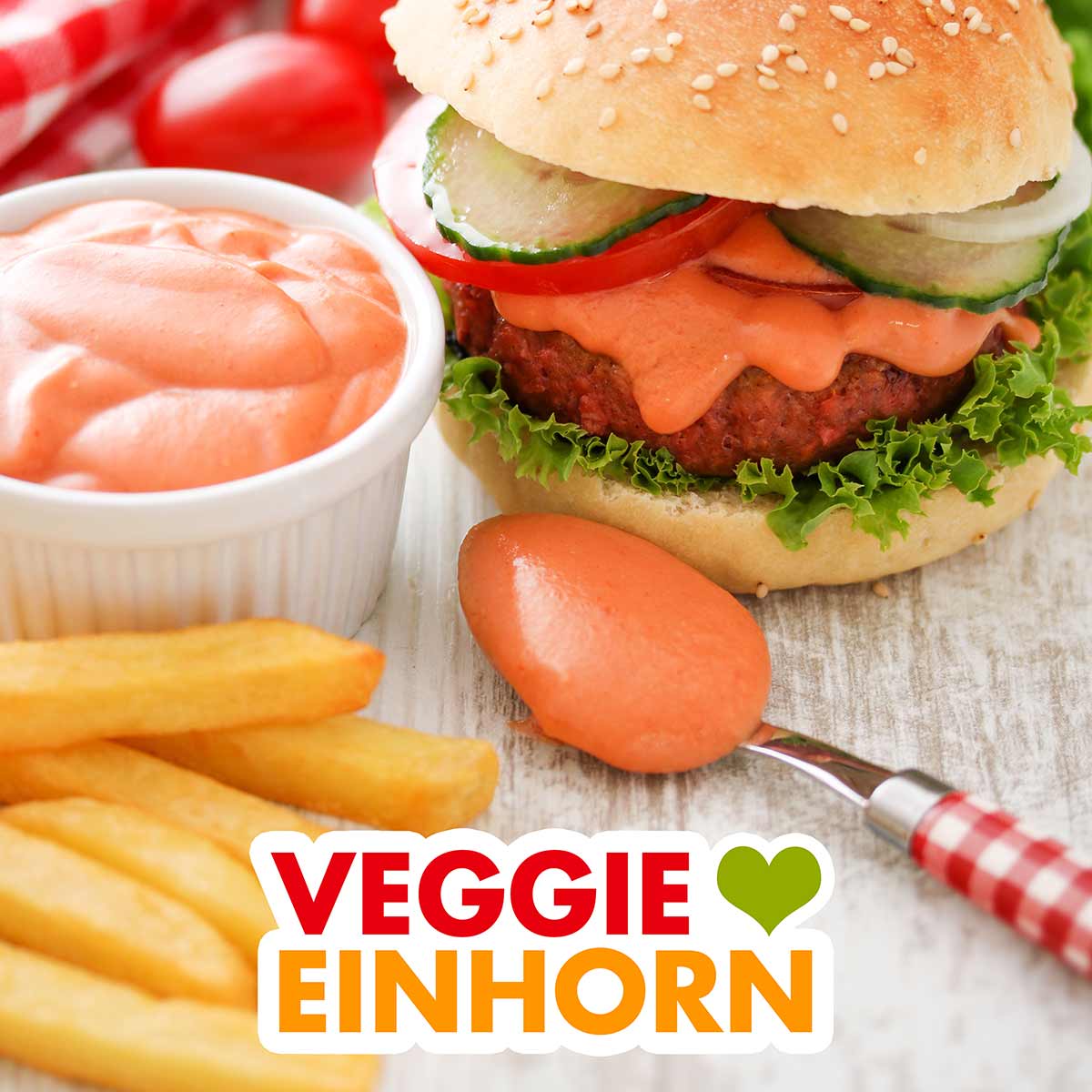 Ein Burger mit Soße