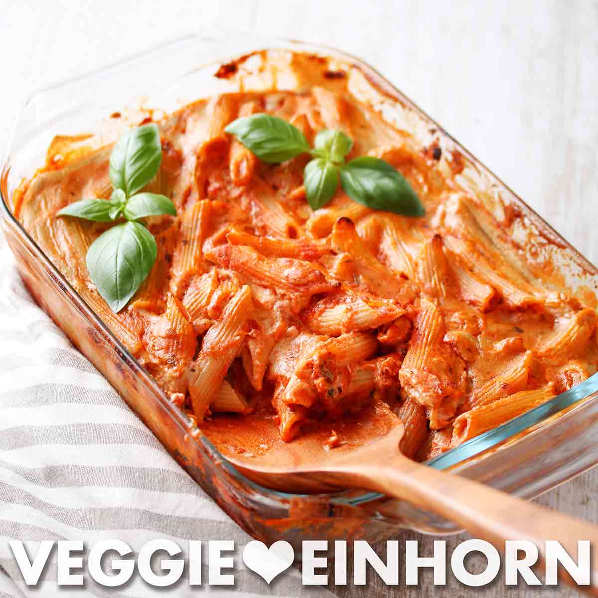 Einfacher veganer Nudelauflauf