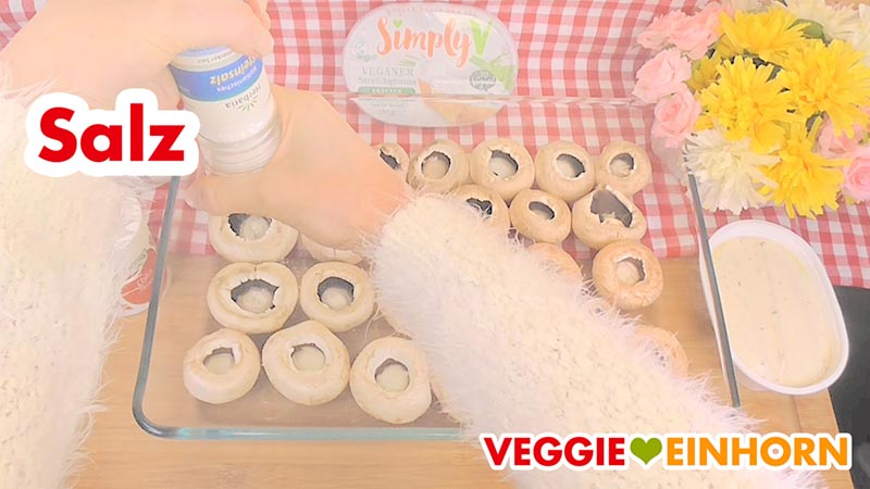 Vegane GEFÜLLTE CHAMPIGNONS | Einfaches leckeres Party Rezept | VEGANE gefüllte Pilze | Rezept mit Schritt-für-Schritt Foto-Anleitung und VIDEO