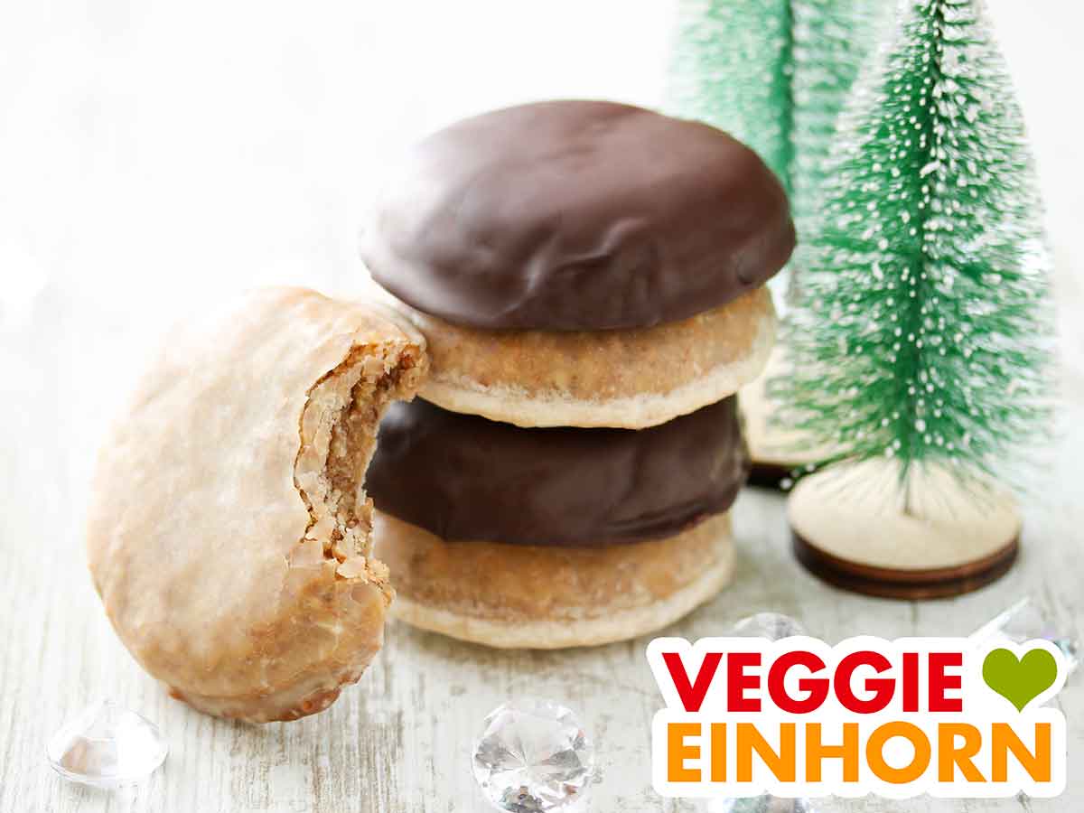 Ein Stapel vegane Elisenlebkuchen
