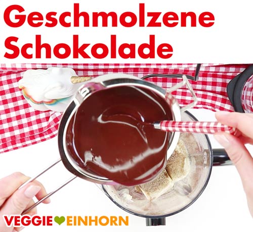 Geschmolzene Zartbitterschokolade Geschmolzene vegane Schokolade zufügen