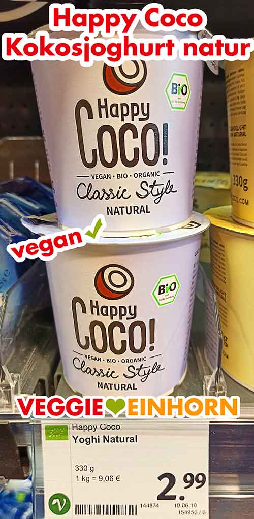 Happy Coco Kokosjoghurt Zwei Becher Kokosjoghurt von Happy Coco im Supermarkt Regal