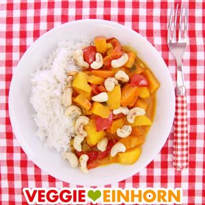 Veganes Curry mit Kürbis und Mango