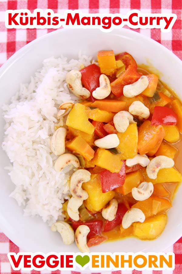 Veganes Curry mit Kürbis, Mango, Paprika und Kokosmilch