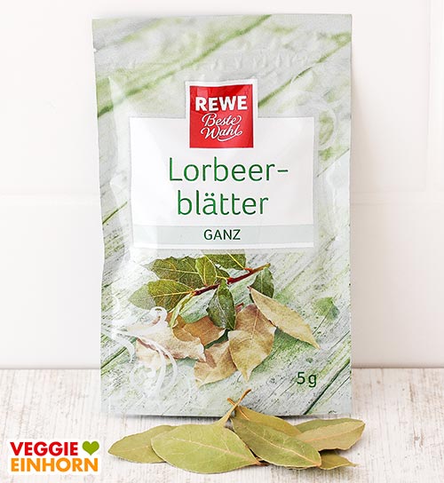 Eine Packung mit Lorbeerblättern