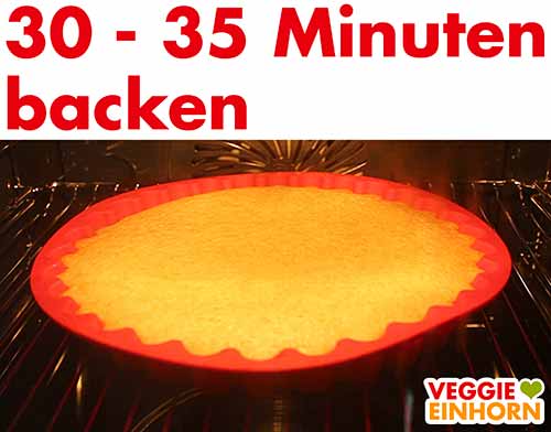 Obstkuchenboden im Ofen Obstkuchenboden im Ofen