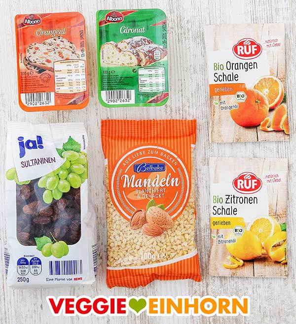 Orangeat, Zitronat, Rosinen, gehackte Mandeln, Orangenschale, Zitronenschale