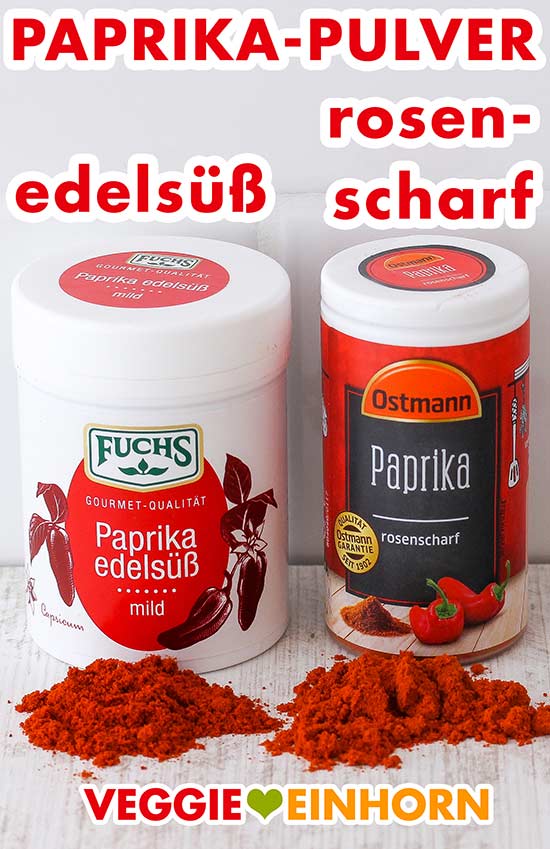 Zwei Gewürzdosen mit Paprikapulver