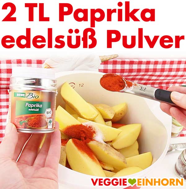 Paprika edelsüß Pulver zum Würzen der Kürbis und Kartoffel Spalten.