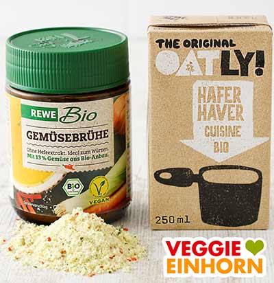 Gemüsebrühe und Hafer Cuisine Ein Glas Gemüsebrühe Pulver und eine Packung Hafersahne