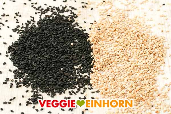 Schwarzkümmel und Sesam zum Bestreuen von türkischem Fladenbrot Schwarzkümmel Samen und Sesamsamen