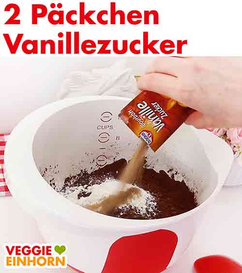 Vanillezucker zufügen.