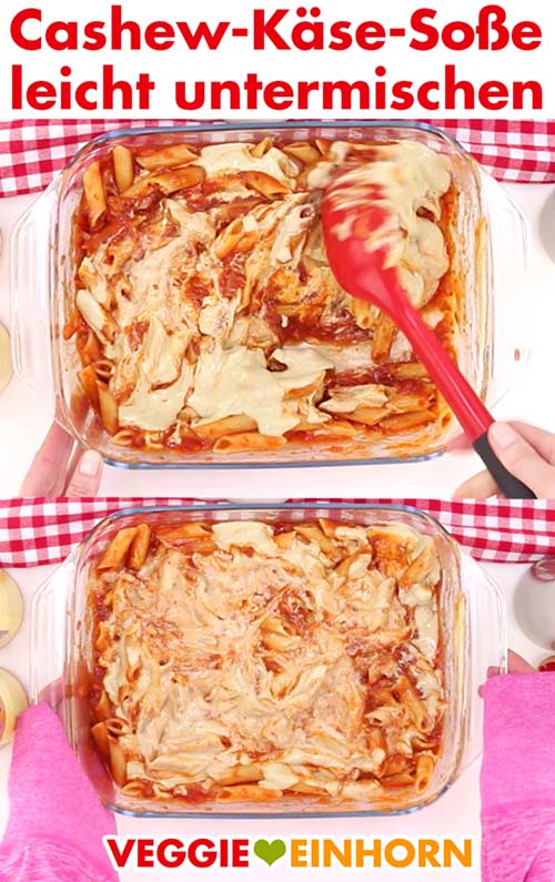 Die Käsesoße vorsichtig etwas untermischen. Cashew-Käse-Soße unter den Auflauf mischen