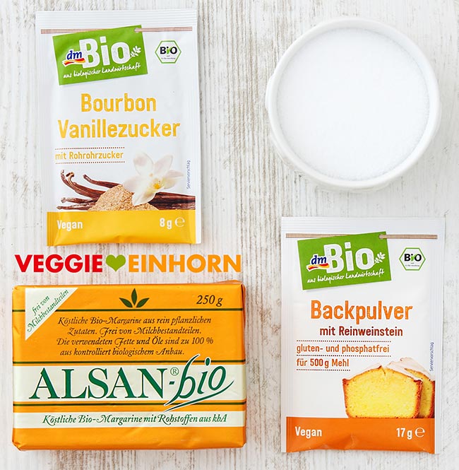 dm Bio Bourbon Vanillezucker, Salz, Alsan Bio Vegane Butter, dm Bio Backpulver mit Reinweinstein Vegane Margarine, Vanillezucker, Weinsteinbackpulver von dm