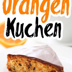 Ein Stück Orangenkuchen mit Schokoladen Glasur
