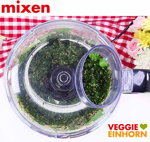 Bärlauchpesto mixen Bärlauchpesto mixen