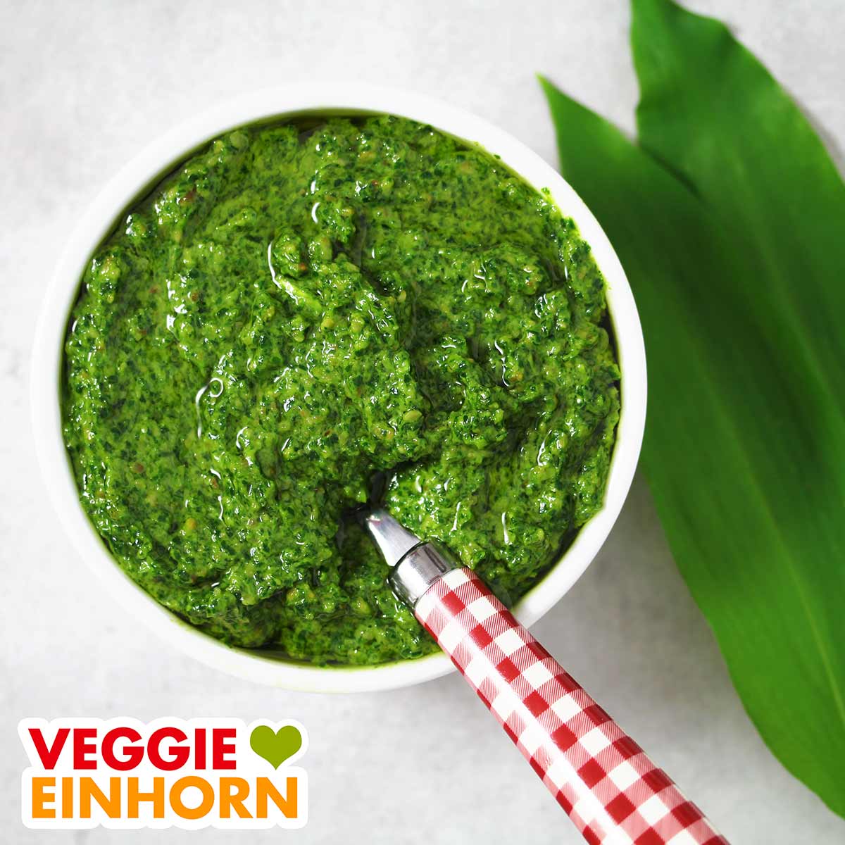 Veganes Bärlauchpesto