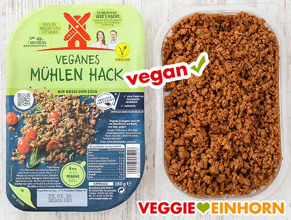 Veganes Hackfleisch von der Marke Rügenwalder Mühle Zwei Packungen veganes Mühlen Hack