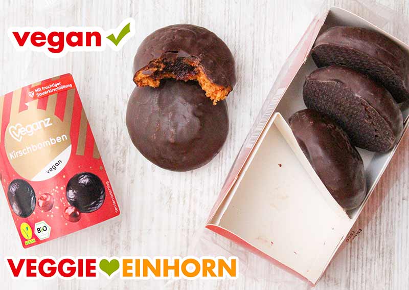 Veganz Kirschbomben Eine geöffnete Packung Veganz Kirschbomben