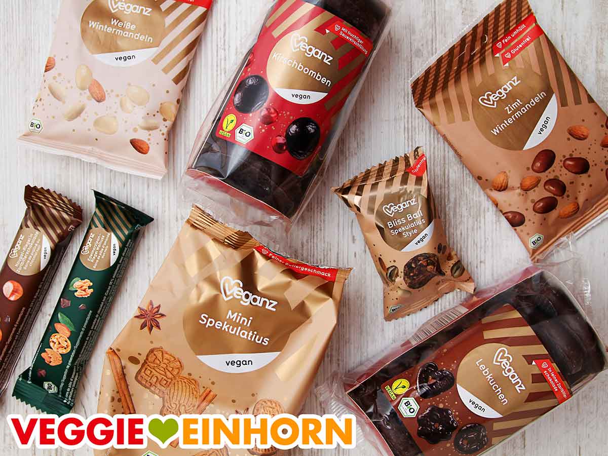 Veganz Süßigkeiten für Weihnachten Packungen mit Veganz Süßigkeiten für Weihnachten
