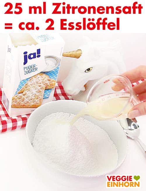 Zitronensaft zufügen zum Zuckerguss Zitronensaft zufügen zum Zuckerguss