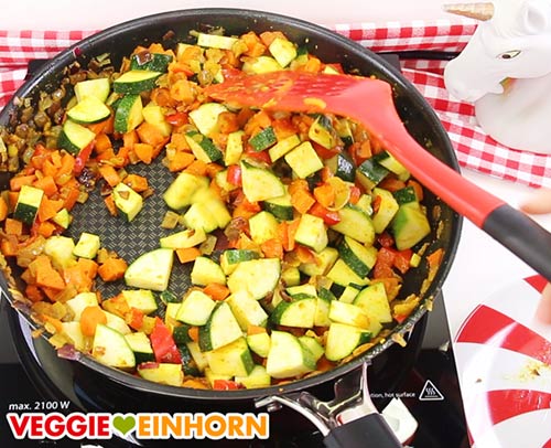 Zucchini mit anbraten