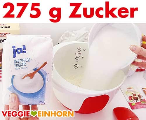 Zucker zufügen.