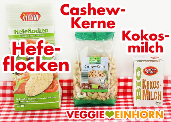 Hefeflocken, Cashewkerne, Kokosmilch Hefeflocken, Cashewkerne, Kokosmilch