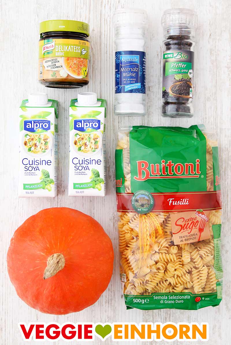 Zutaten für One Pot Pasta mit Hokkaido Kürbis