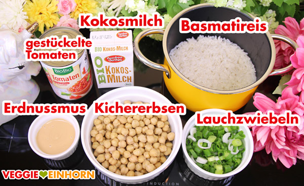 Zutaten Tomaten, Kokosmilch, Basmatireis, Erdnussmus, Kichererbsen, Lauchzwiebeln