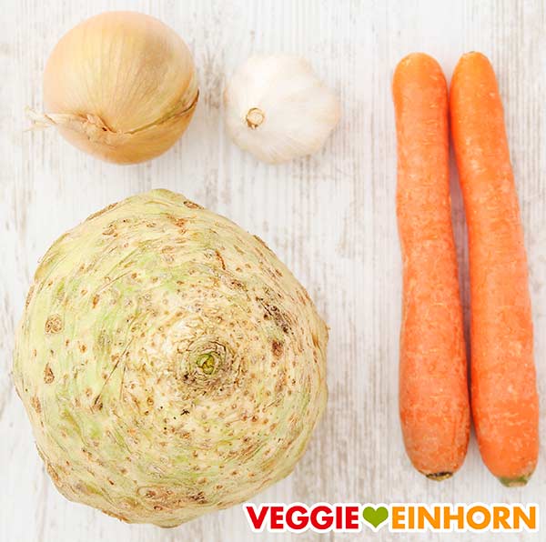 Gemüse für rote Linsen Bolognese