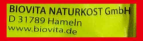 Der vegane rote Tortenguss wird von der Biovita Naturkost GmbH hergstellt. Biovita Naturkost GmbH, 31789 Hameln