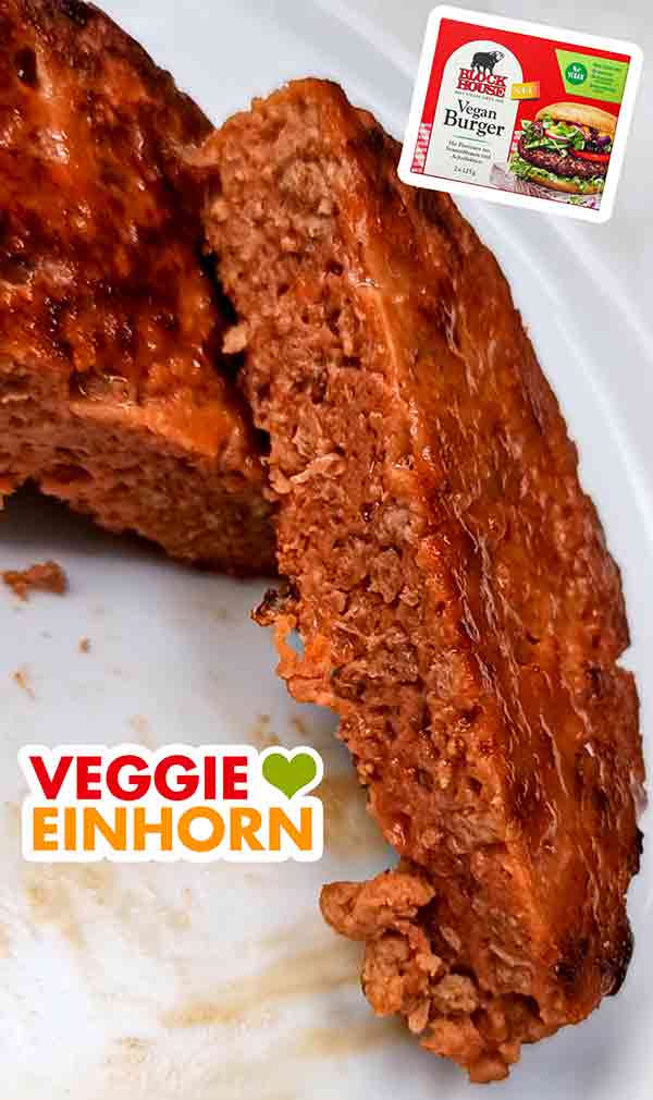 Die Block House veganen Burger Patties sind saftig und haben eine gute, fleischartige Konsistenz. Fleischartige Textur des veganen Burger Patties
