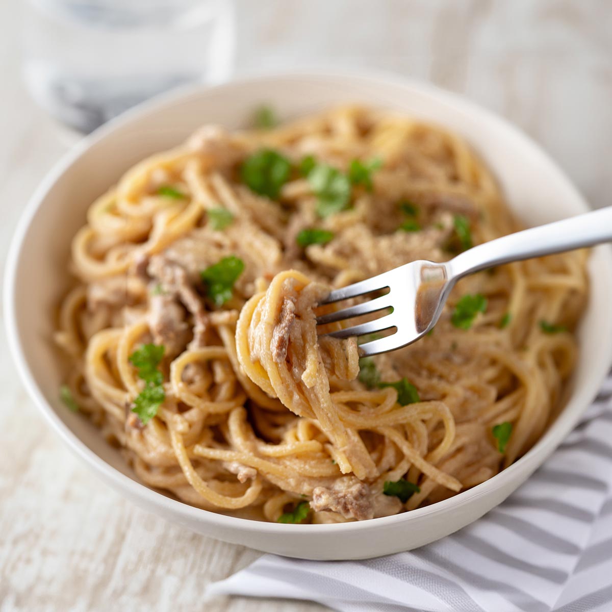 Die Blumenkohl Carbonara ist vegetarisch und vegan. Blumenkohl Carbonara