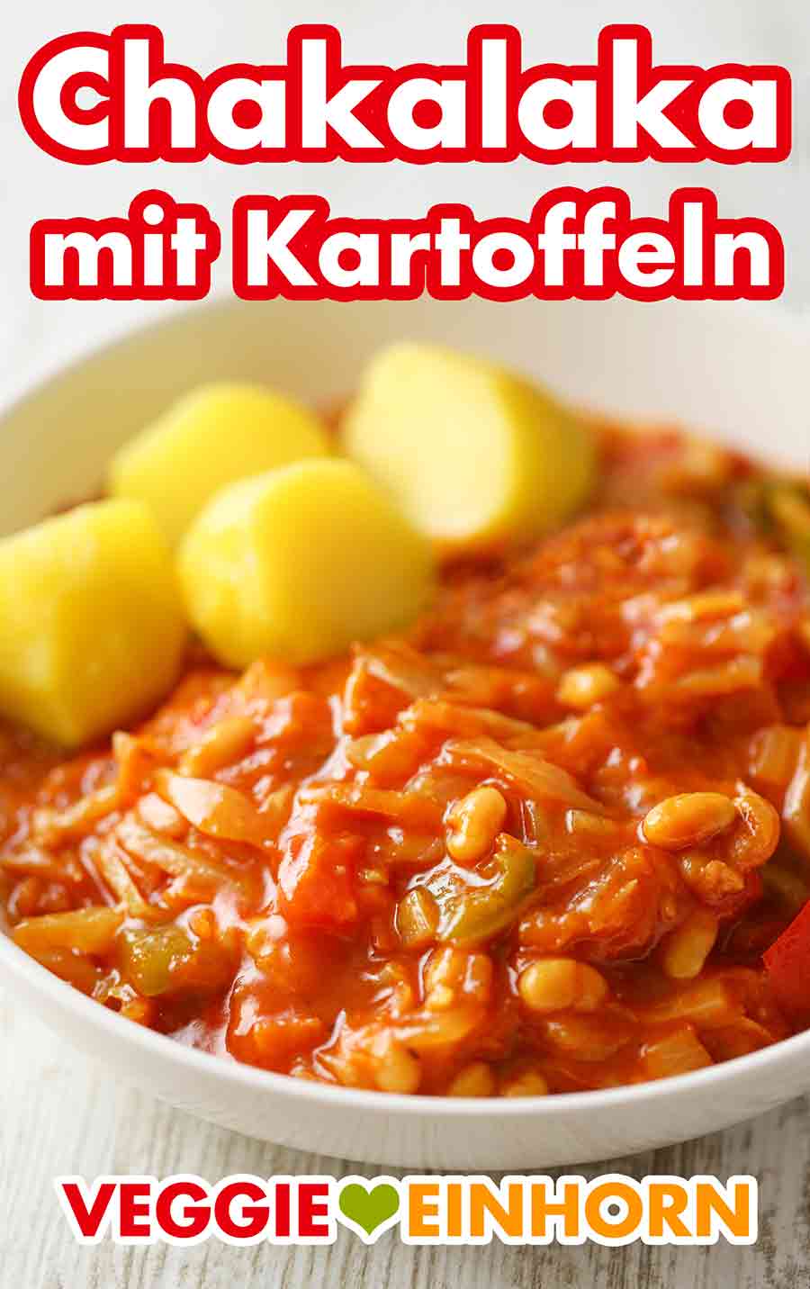 Südafrikanischer Gemüseeintopf serviert mit Kartoffeln Südafrikanisches Chakalaka mit Kartoffeln