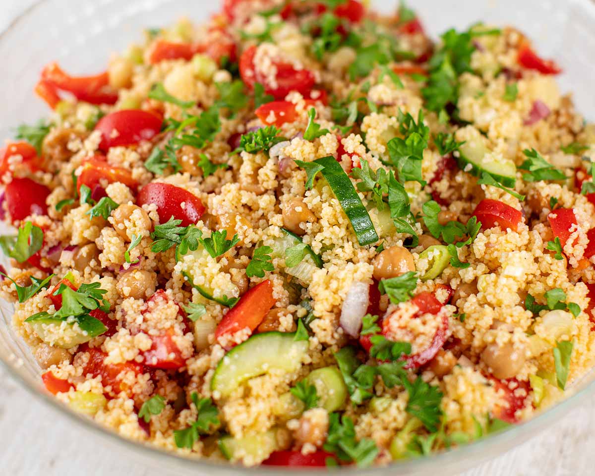 Couscous Salat mit Kichererbsen