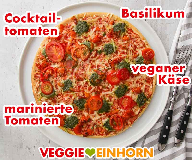 Fertig zubereitete vegane Pizza Ristorante Margherita Gebackene vegane Pizza von Dr. Oetker