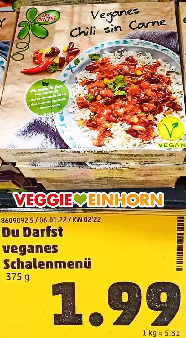 Das vegane Chili sin Carne von Du Darfst hat bei Penny 1,99 Euro gekostet. Du Darfst Veganes Schalenmenü und Preisschild
