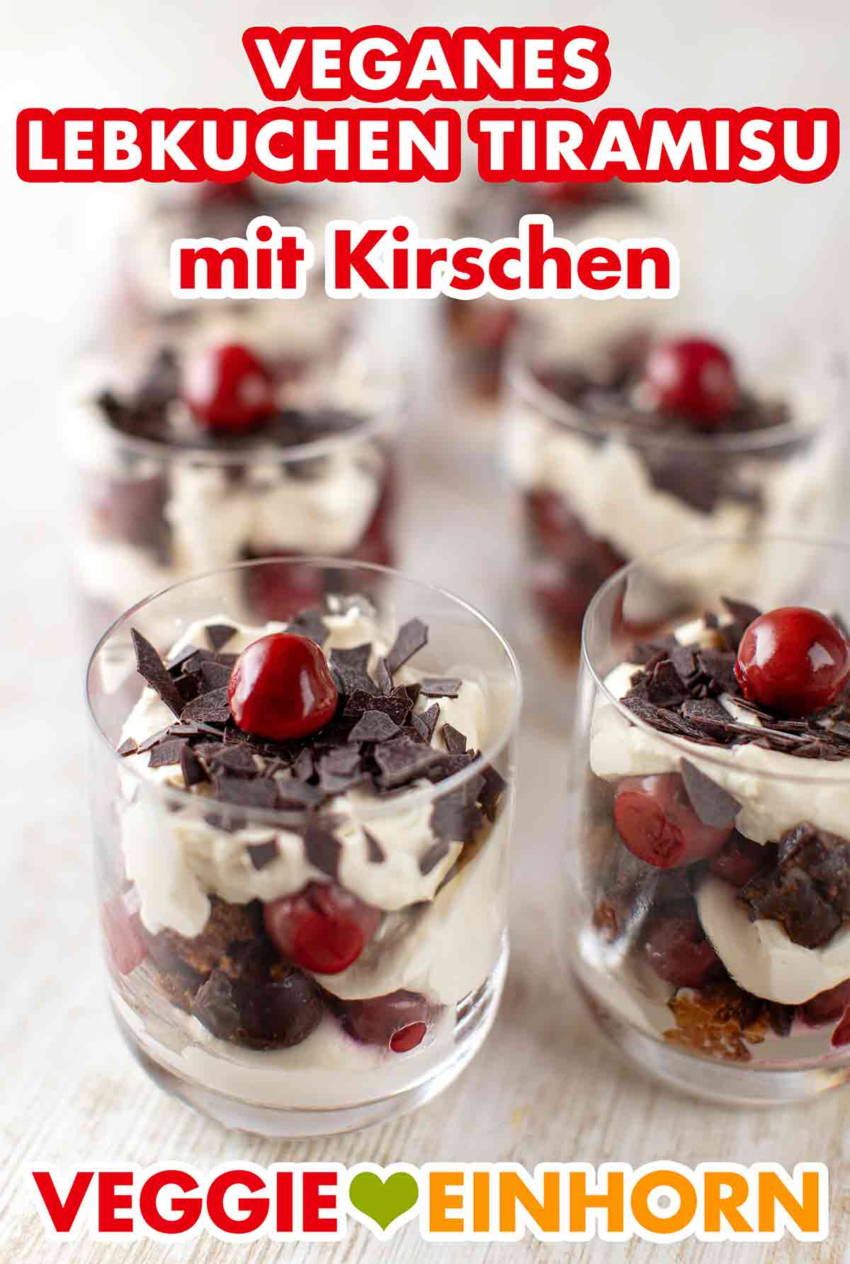 Veganes Lebkuchentiramisu im Glas Veganes Lebkuchen Tiramisu mit Kirschen