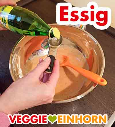 Essig für das Dressing Essig