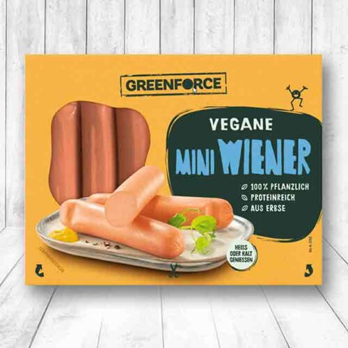 Eine Packung vegane Mini Wiener von Greenforce