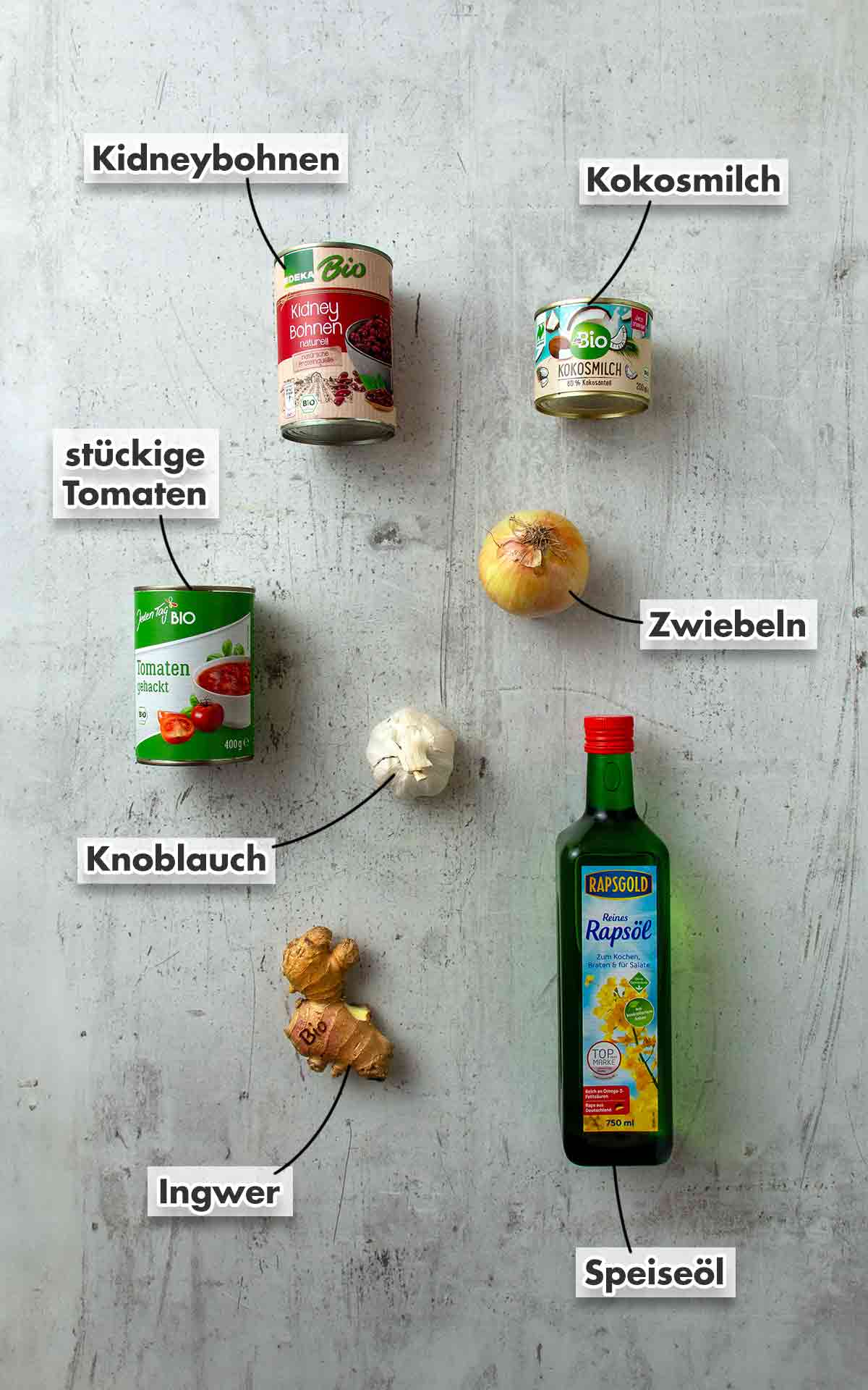EDEKA Bio Kidneybohnen naturell, dm Bio Kokosmilch, Jeden Tag BIO Tomaten gehackt, Zwiebel, Knoblauch, frischer Ingwer, Rapsgold Rapsöl Kidneybohnen, Kokosmilch, Tomatenstücke aus der Dose, Zwiebel, Knoblauch, Ingwer, Speiseöl