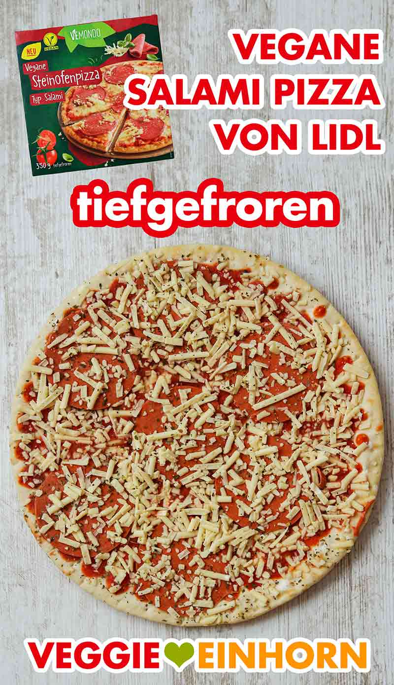 Tiefgekühlte vegane Pizza von Lidl mit veganer Salami und veganem Käse. Die tiefgefrorene vegane Salami Pizza von Lidl.