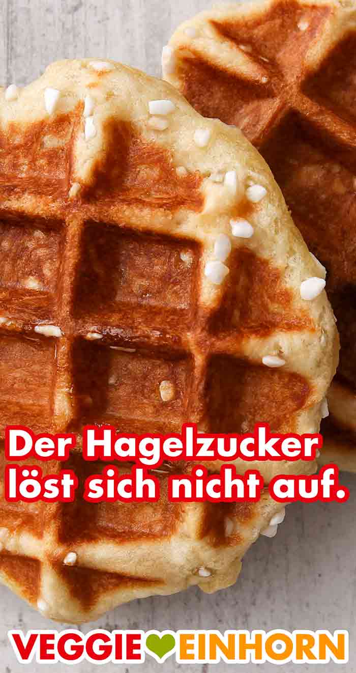 Der Hagelzucker löst sich nicht auf. Lütticher Waffel mit groben Stückchen von Hagelzucker