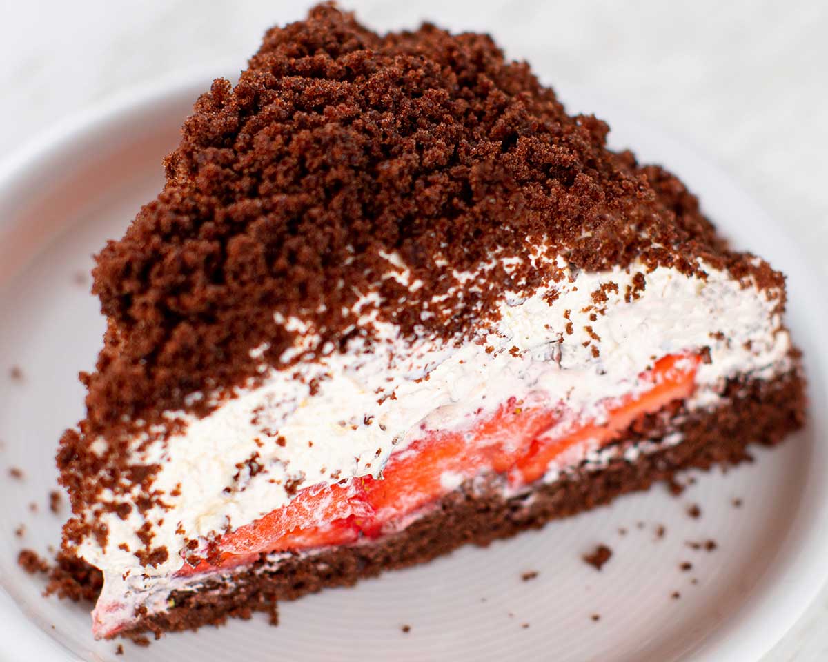 Veganer Erdbeer Maulwurfkuchen