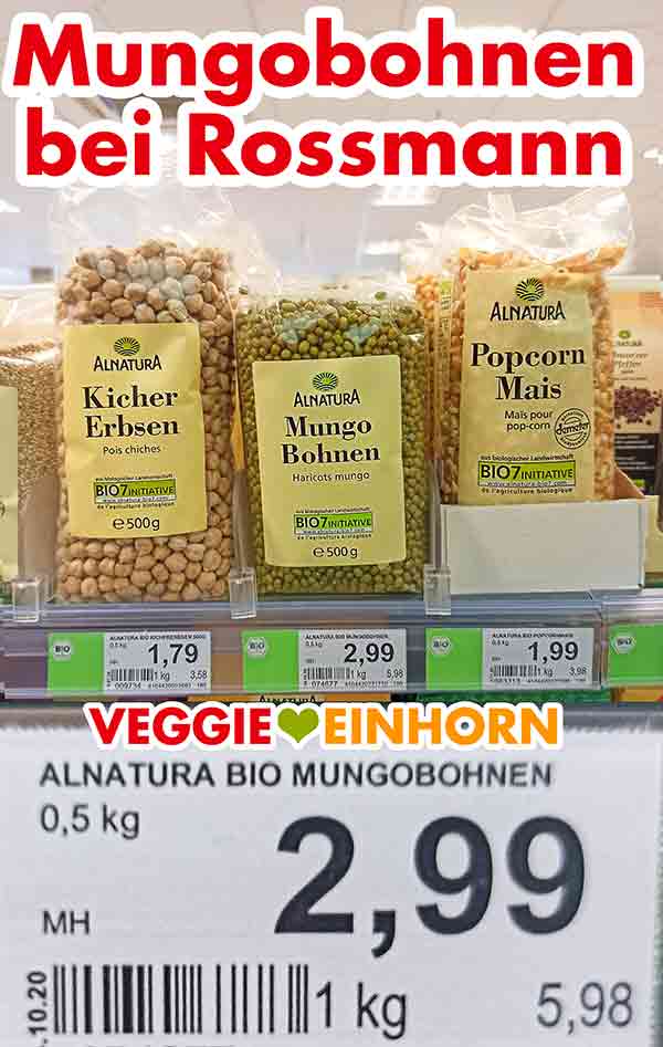 Mungobohnen von Alnatura gibt es bei Rossmann. Eine Packung Mungbohnen im Regal